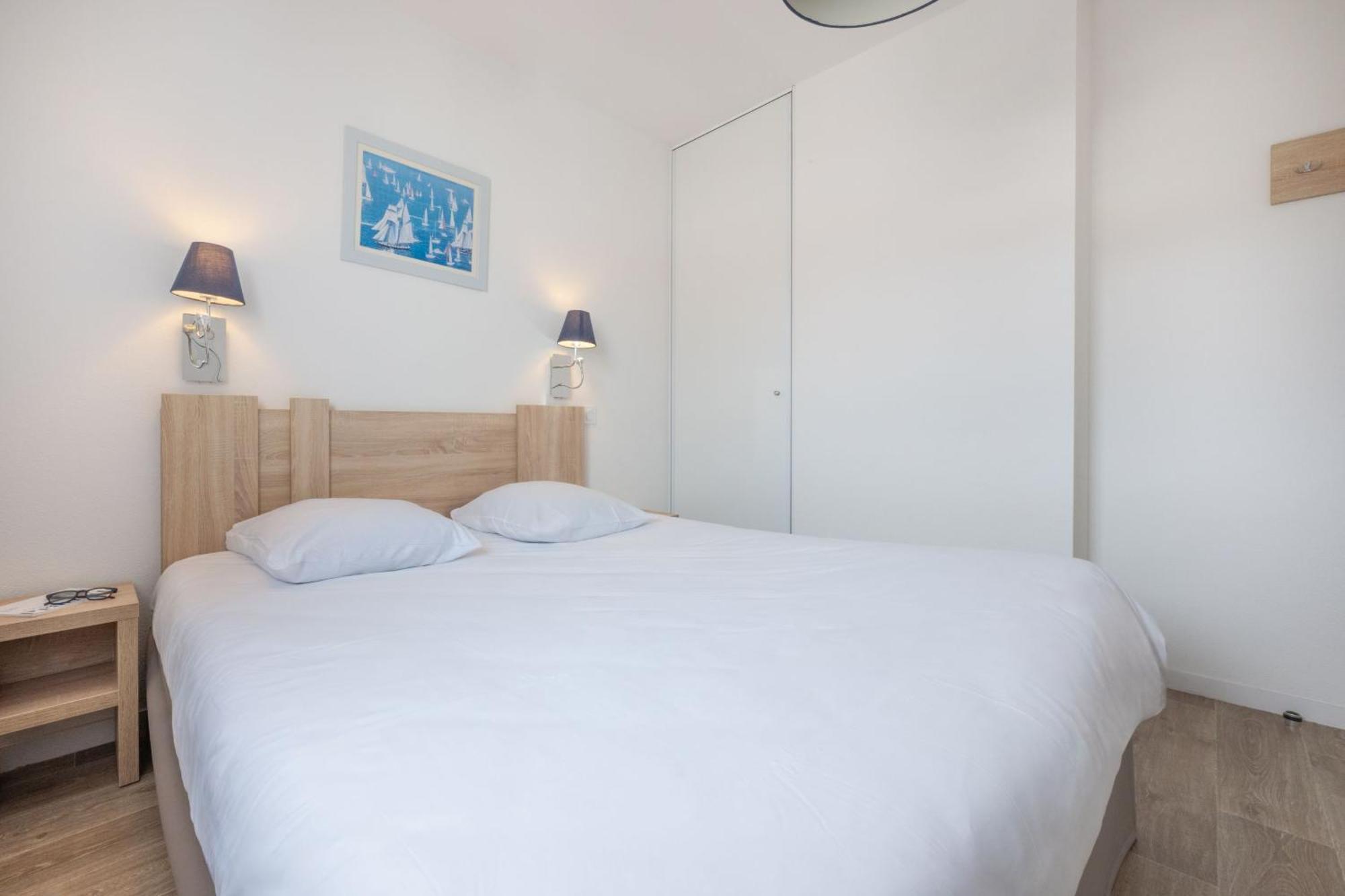 Two-Bedroom Apartment,1678677643:JPEG